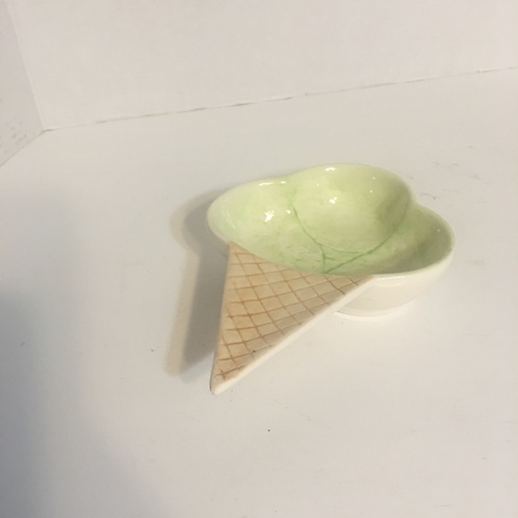 Adorable Ice Cream Cone Trinket Dish! - Picture 3 of 11